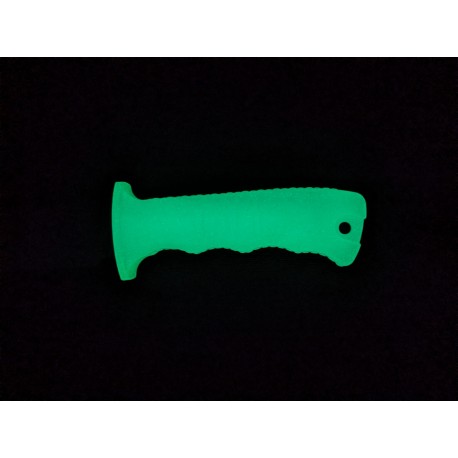 Glow in The Dark Light Stick with Fur and Lanyard - China